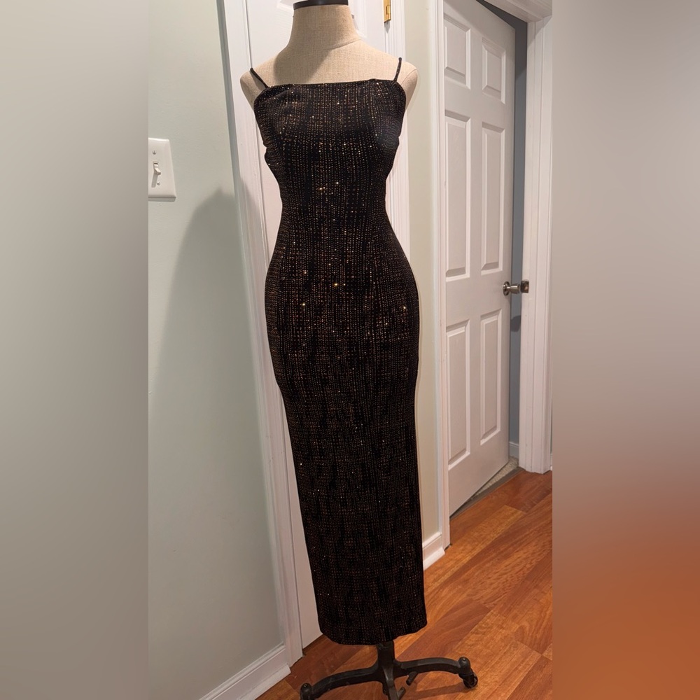 Alchemy Elegant Black Sequin formal evening gown wedding guest prom Dress